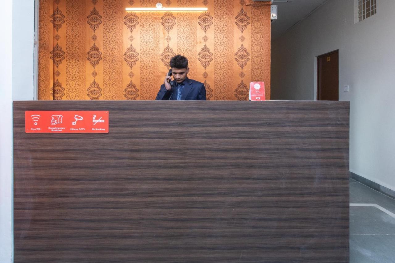 Oyo 18571 Ashoka Resort Indore Eksteriør bilde